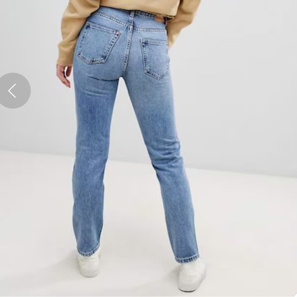 NWT Weekday Seattle Mom Jeans in San Fran Blue, size 29 - Picture 3 of 10